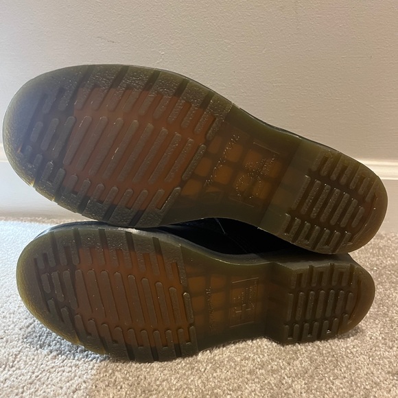 Classic Dr. Martens - Picture 2 of 4